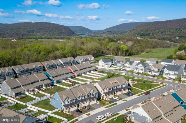 $538,000 | 1414 Berlin Drive, Brunswick, MD 21716