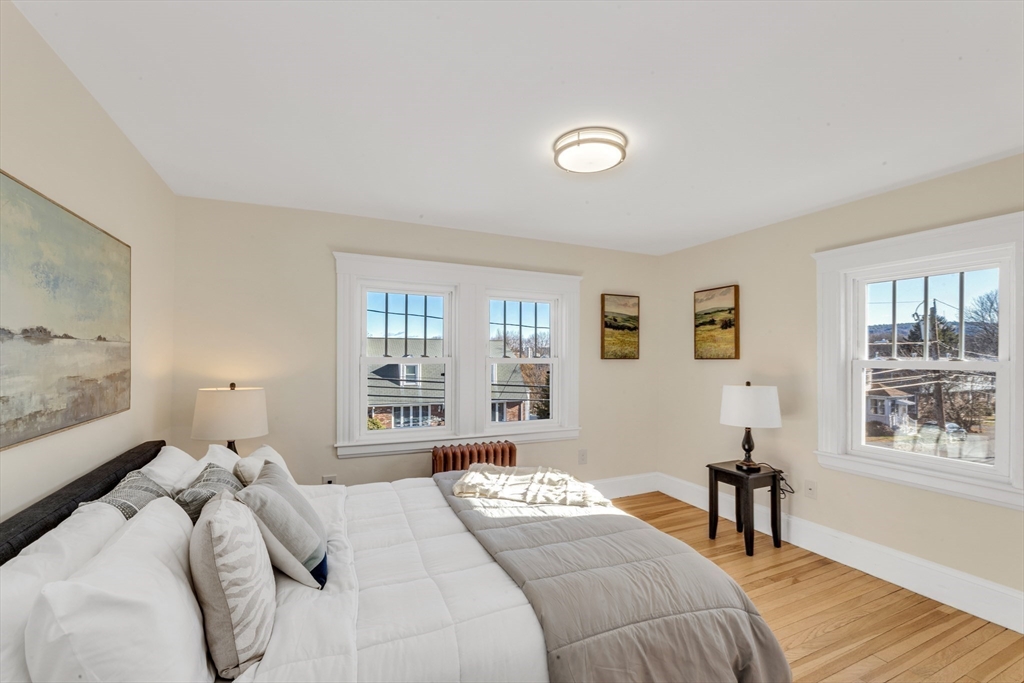 65 Hooper Road Dedham, MA 02026 - Photo 15 of 39