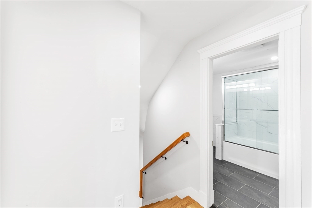 65 Hooper Road Dedham, MA 02026 - Photo 16 of 39