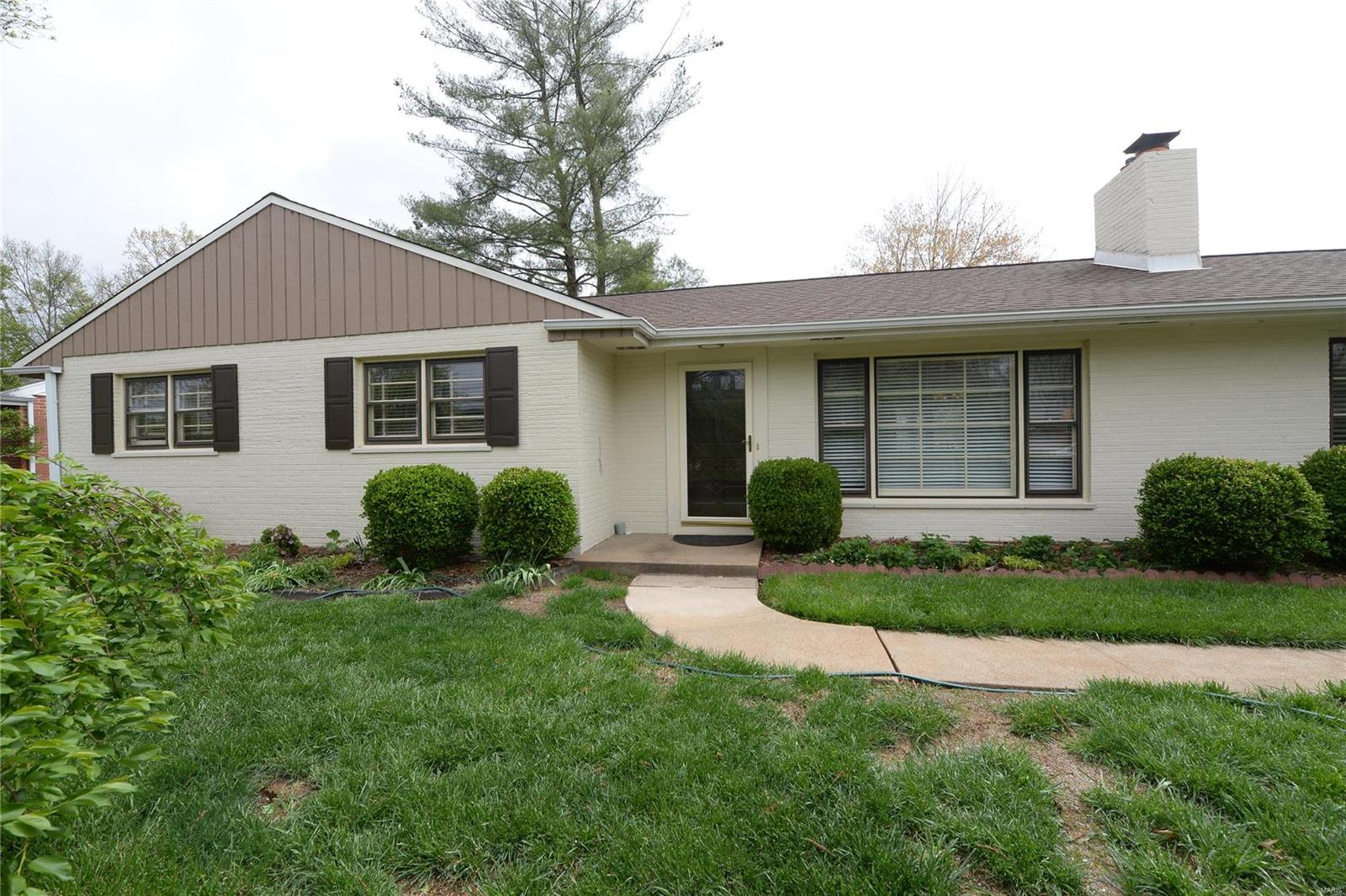 1416 Bopp Road Des Peres, MO 63131 - Photo 3 of 38