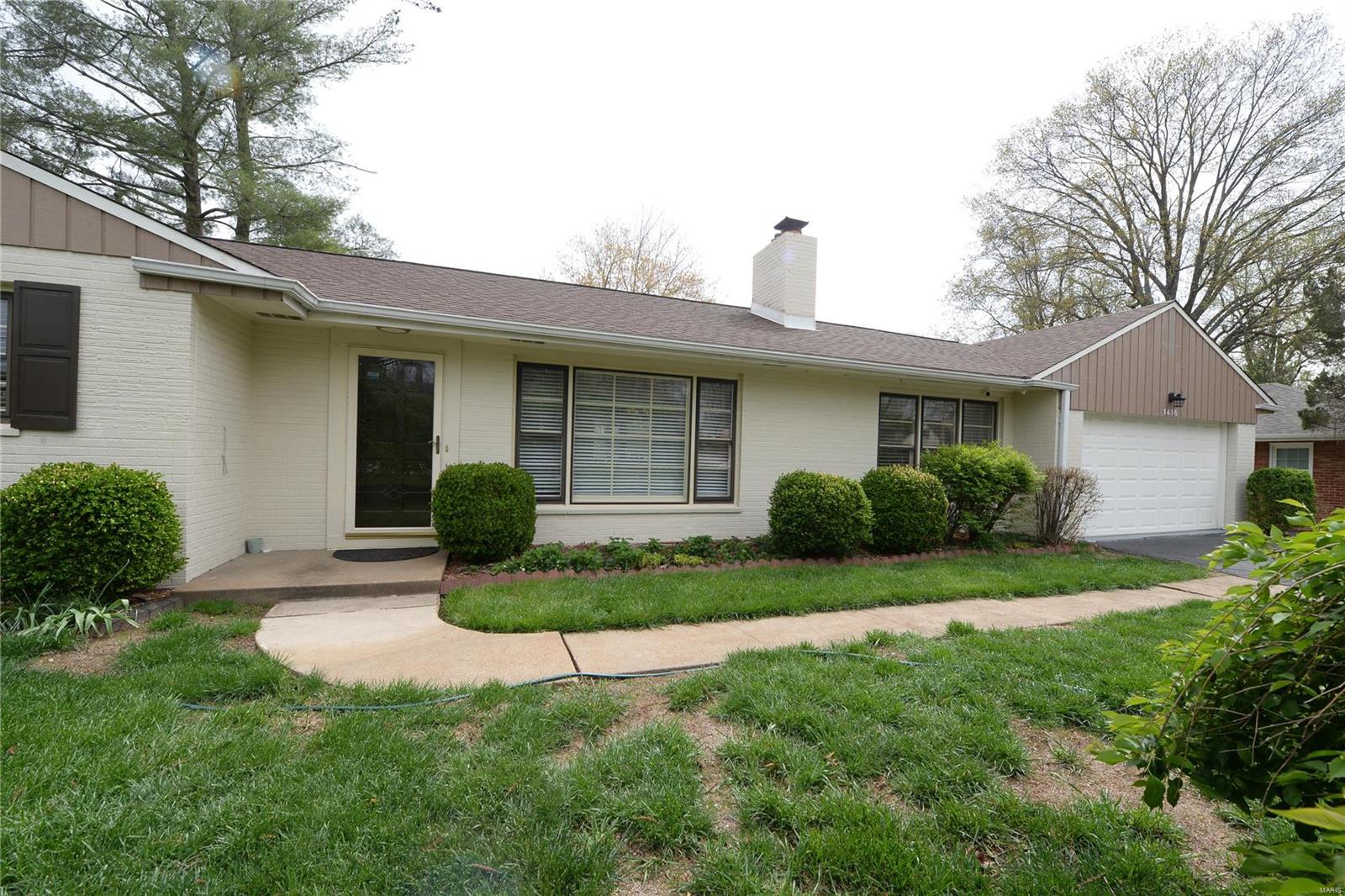 1416 Bopp Road Des Peres, MO 63131 - Photo 4 of 38