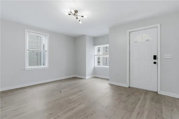 $1,800 | 92 Sylvian Street, Unit 1, Central Falls, RI 02863
