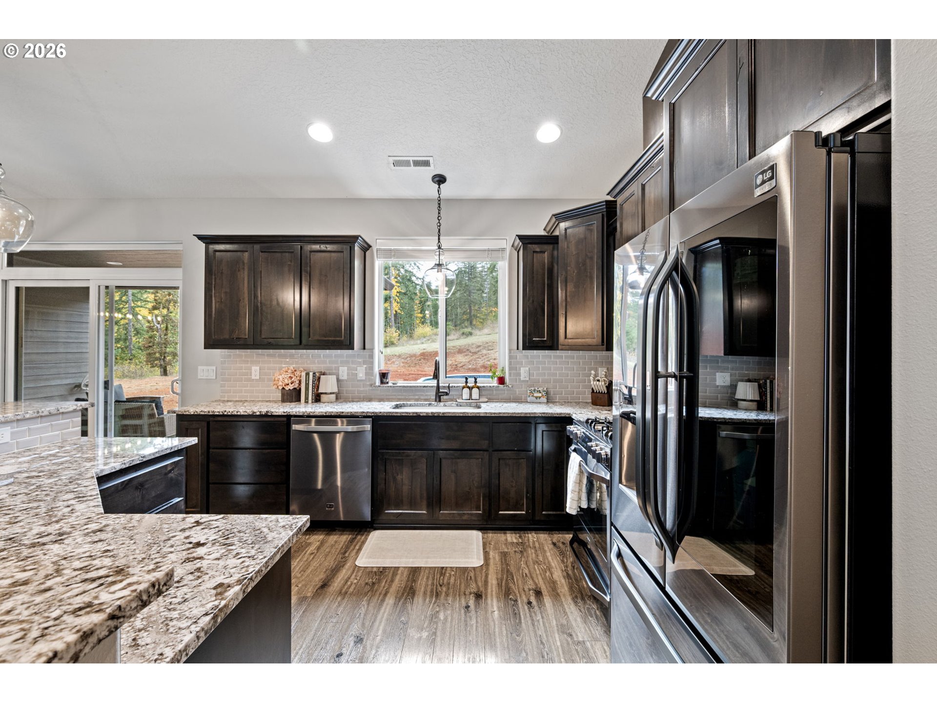 24741 Hall Road Cheshire, OR 97419 - Photo 10 of 42