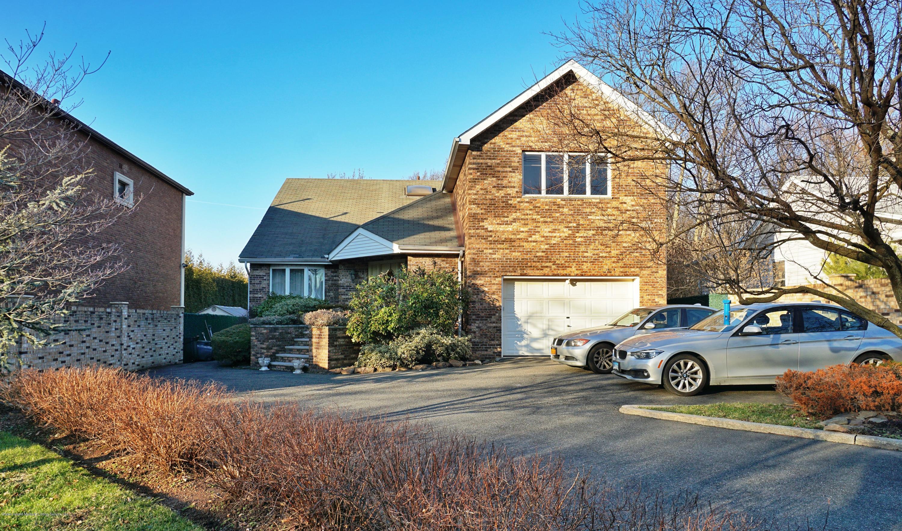 65 Sharrotts Road Staten Island, NY 10309 - Photo 2 of 39 (2) Front