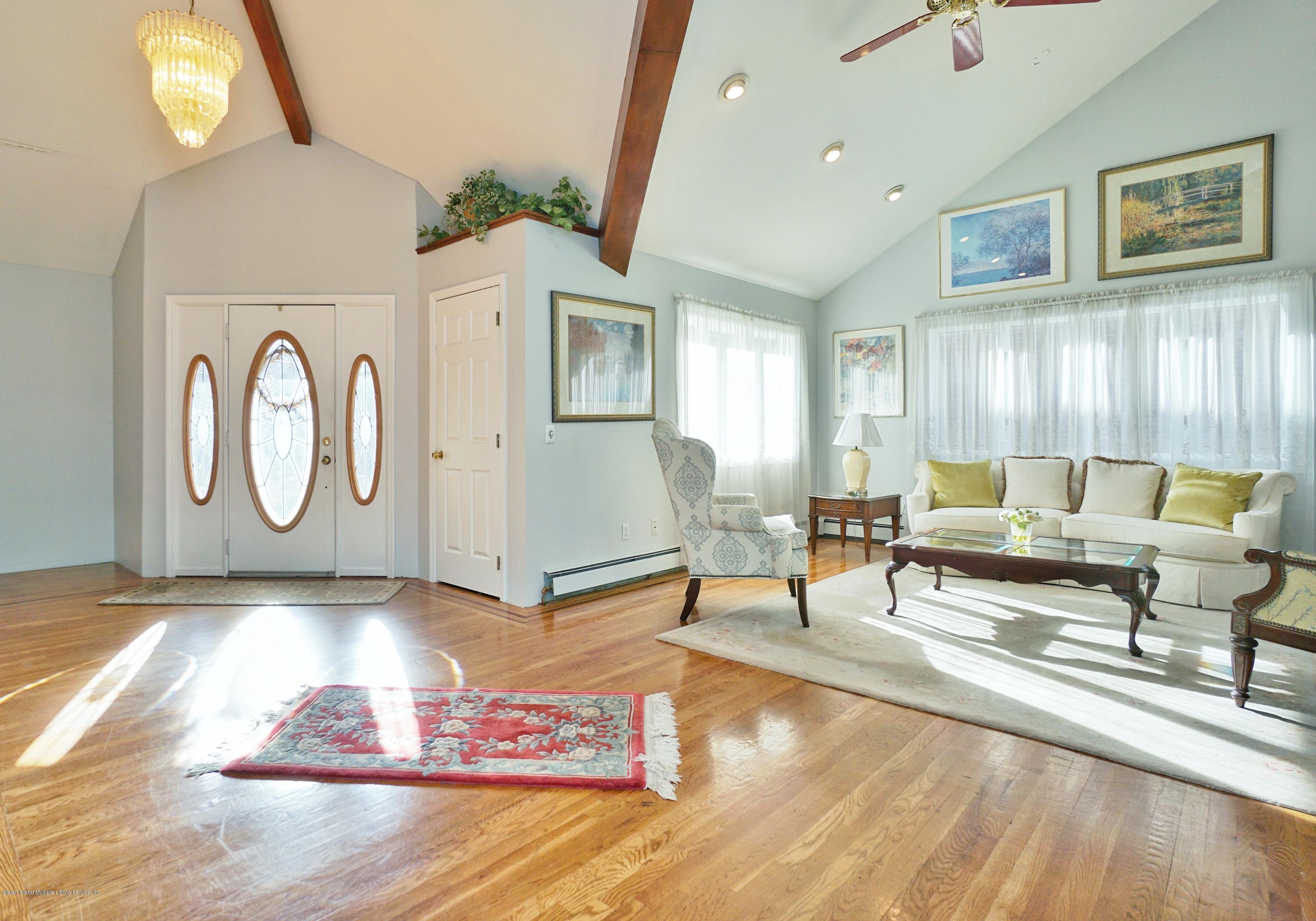 65 Sharrotts Road Staten Island, NY 10309 - Photo 4 of 39 (4) ENTRY FOYER LIVING ROOM
