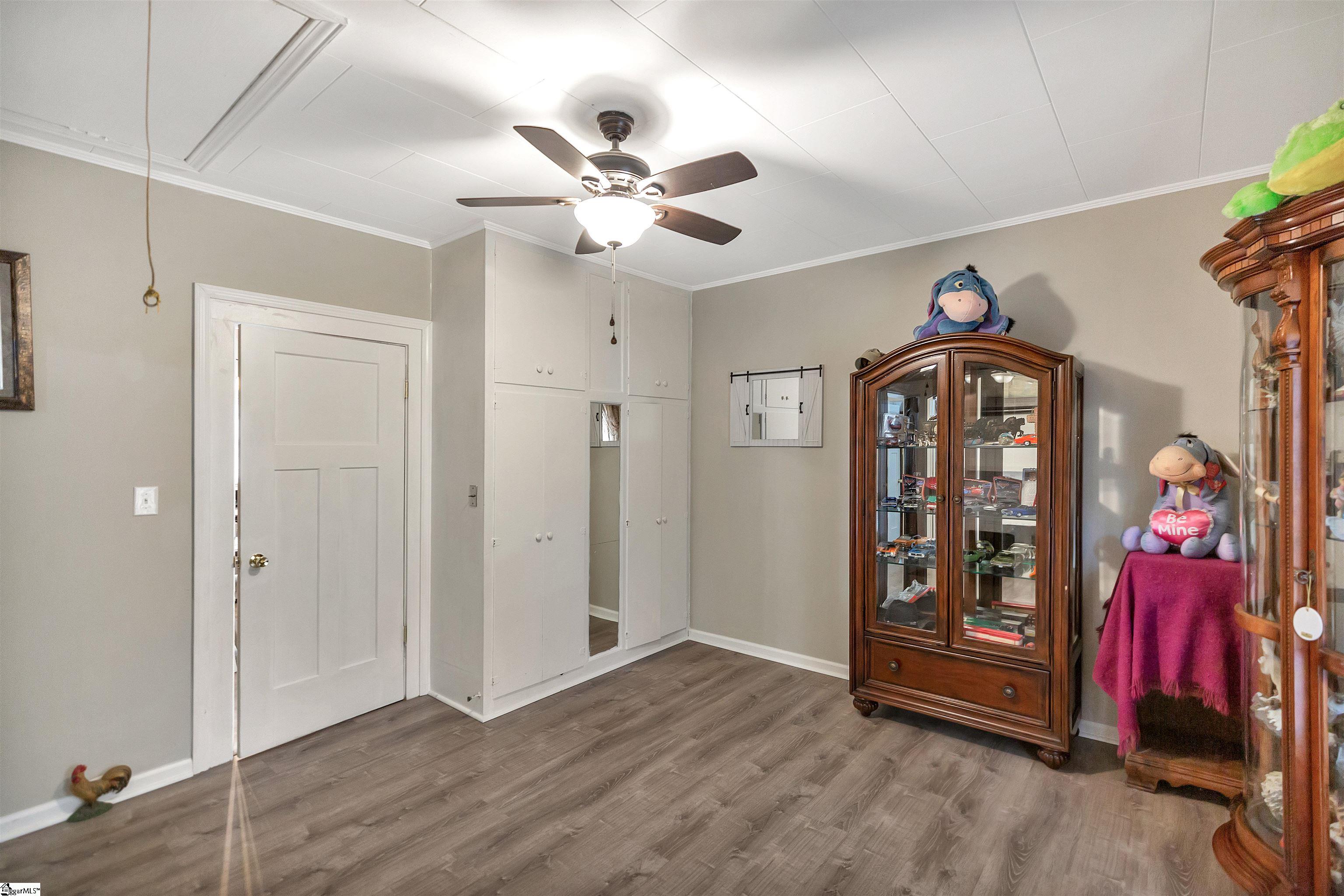 712 West Main Street Easley, SC 29640 - Photo 14 of 27