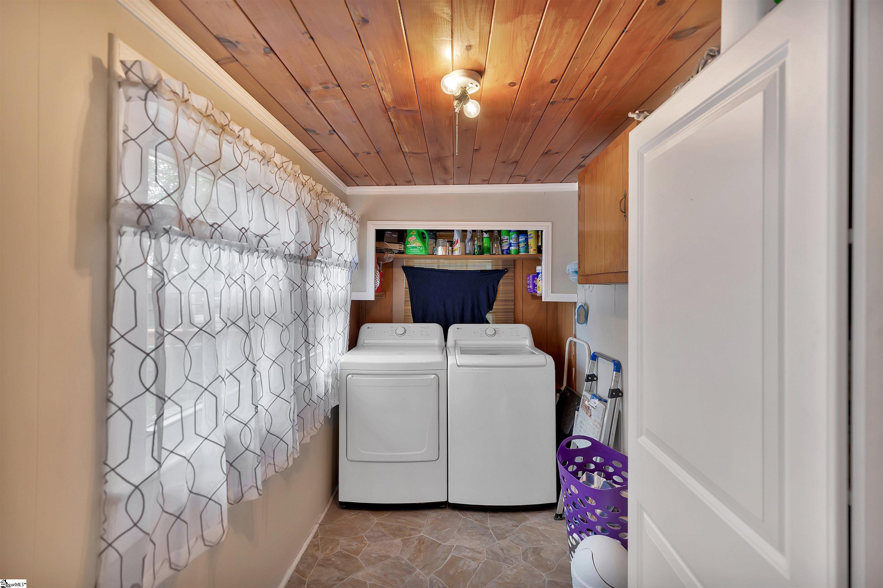 712 West Main Street Easley, SC 29640 - Photo 20 of 27