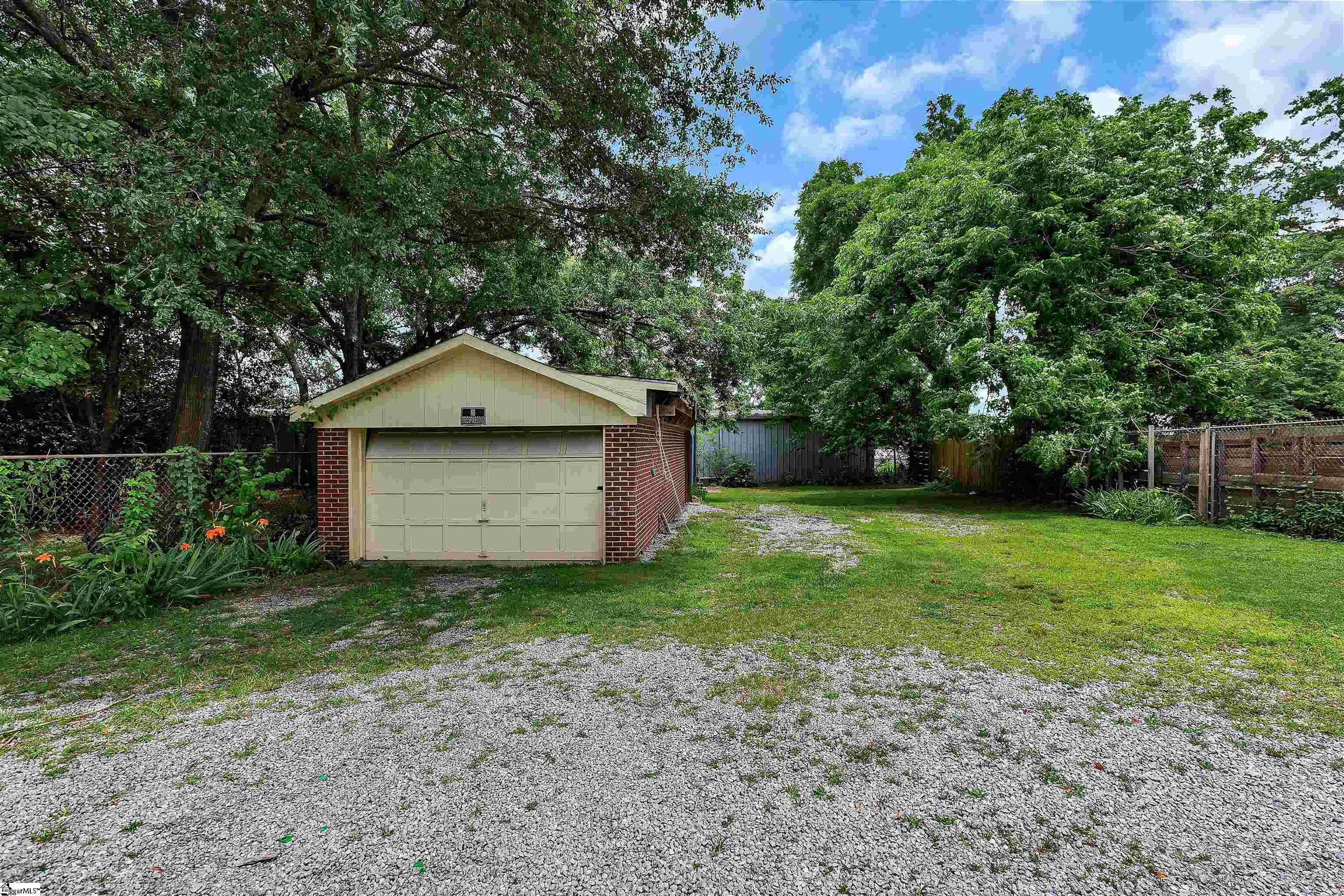 712 West Main Street Easley, SC 29640 - Photo 26 of 27