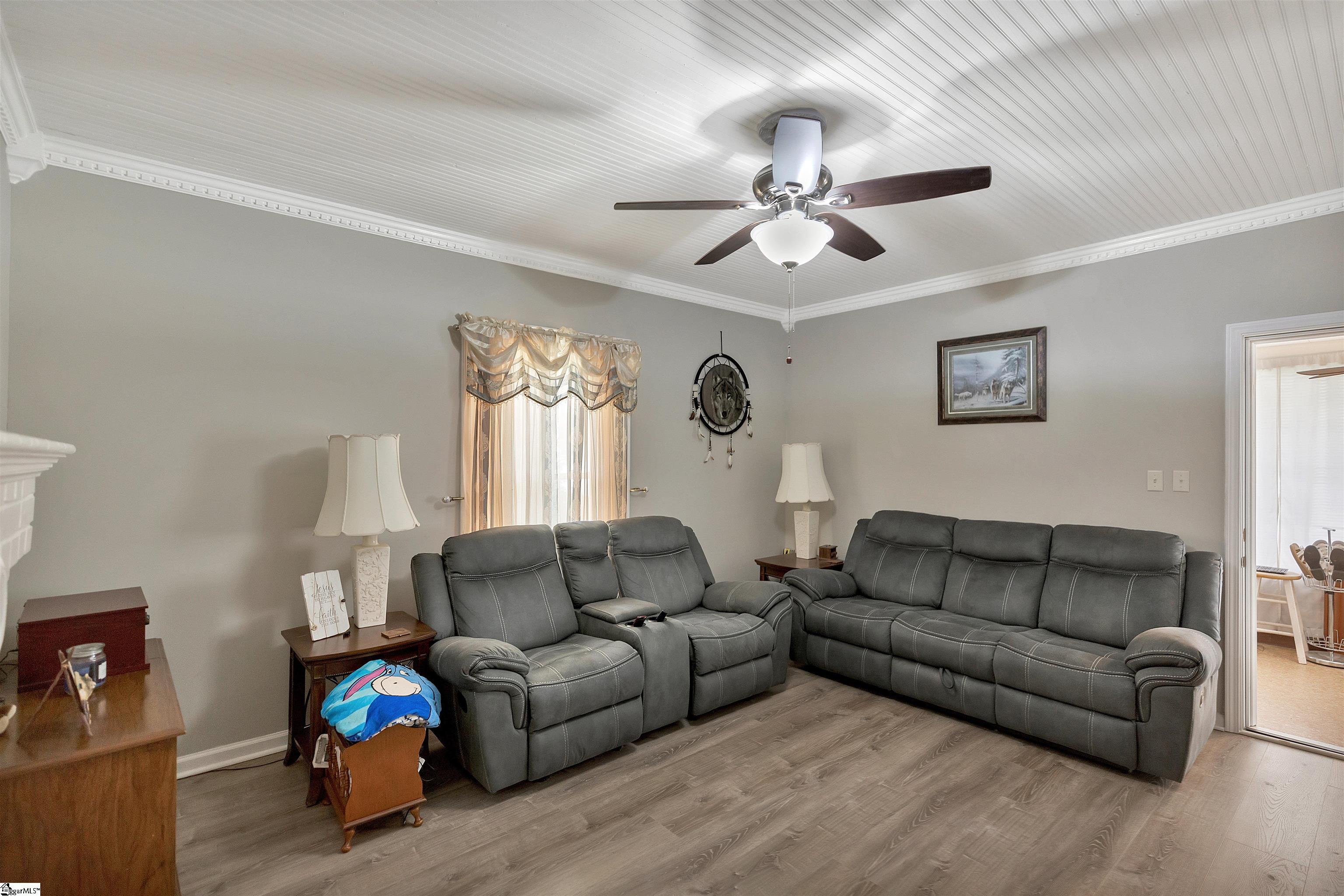 712 West Main Street Easley, SC 29640 - Photo 8 of 27