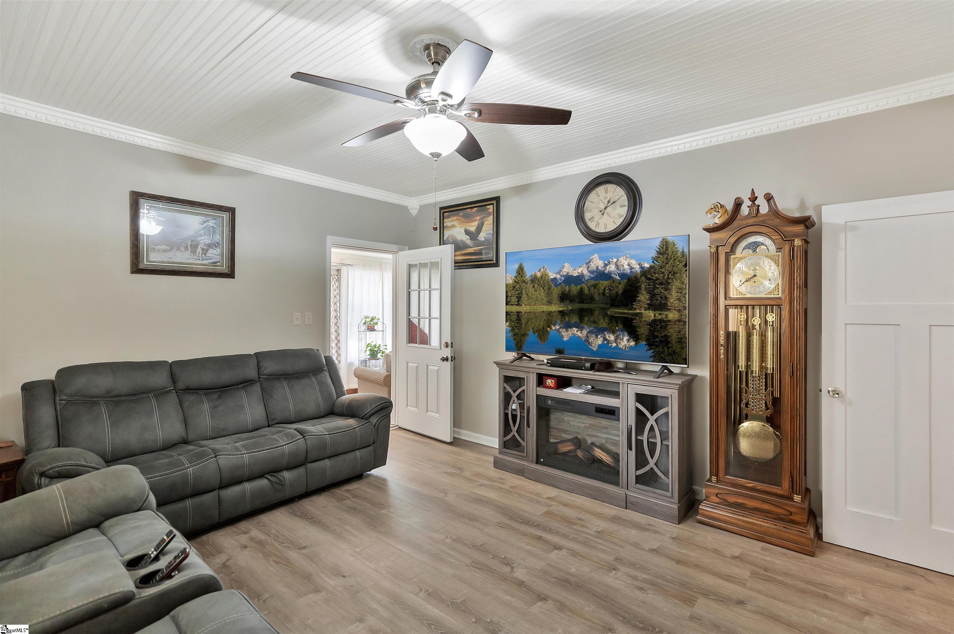 712 West Main Street Easley, SC 29640 - Photo 9 of 27