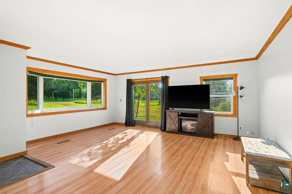 3949 East County Rd B Superior, WI 54880 - Photo 21 of 50 Light wood-finish flooring with prominent natural light
