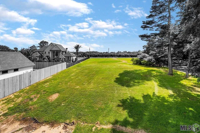 $450,000 | Lot 5 Crossing View Court, Baton Rouge, LA 70810