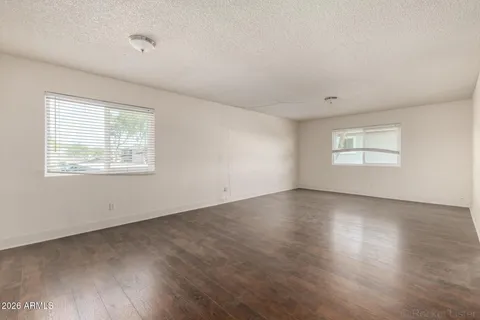 $879,000 | 17859 North 40th Street, Phoenix, AZ 85032