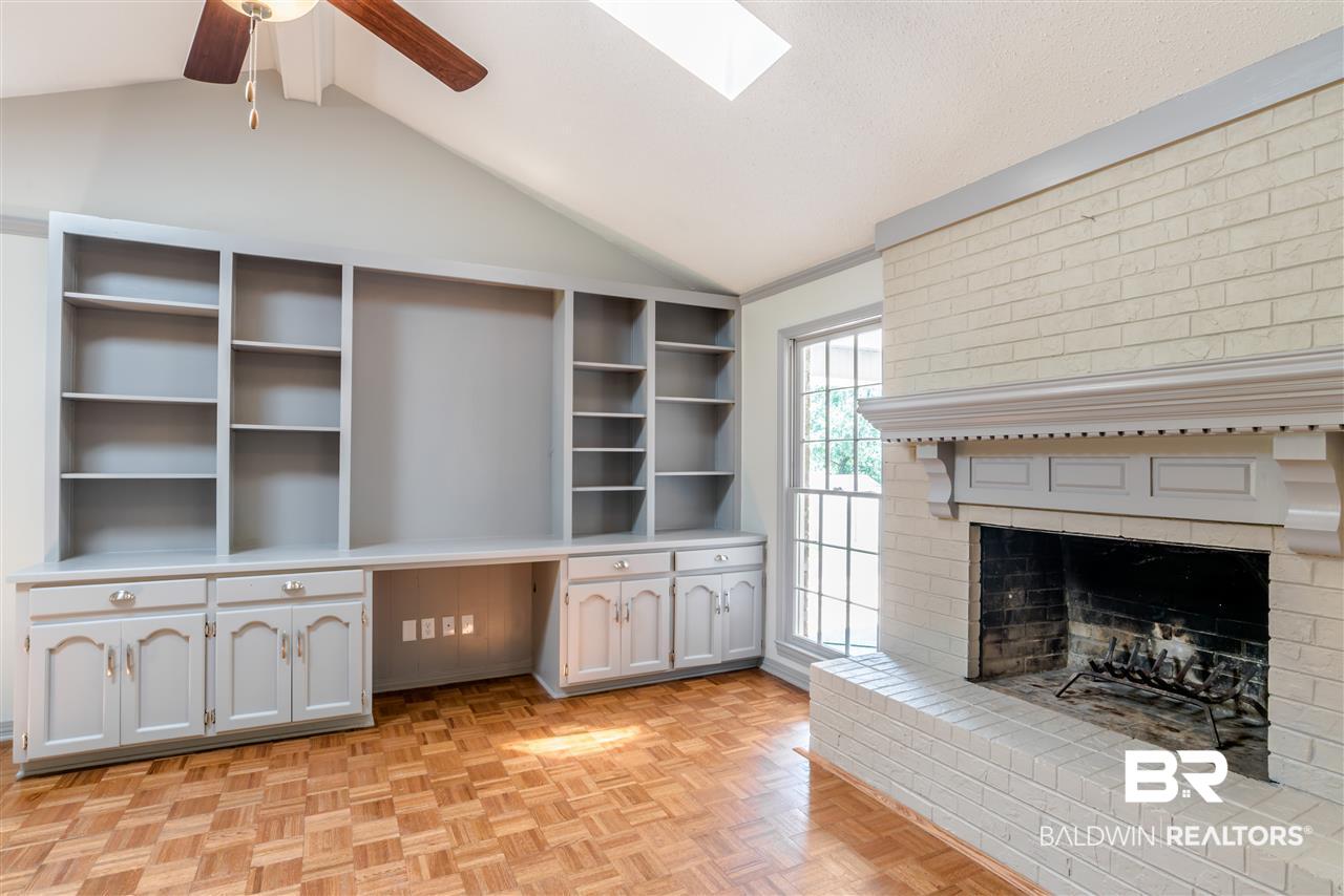 2881 Squire Lane Mobile, AL 36695 - Photo 7 of 38