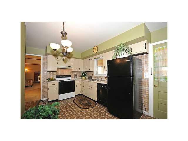 1570 North Raceway Road Indianapolis, IN 46234 - Photo 8 of 18 Gallery Image 8