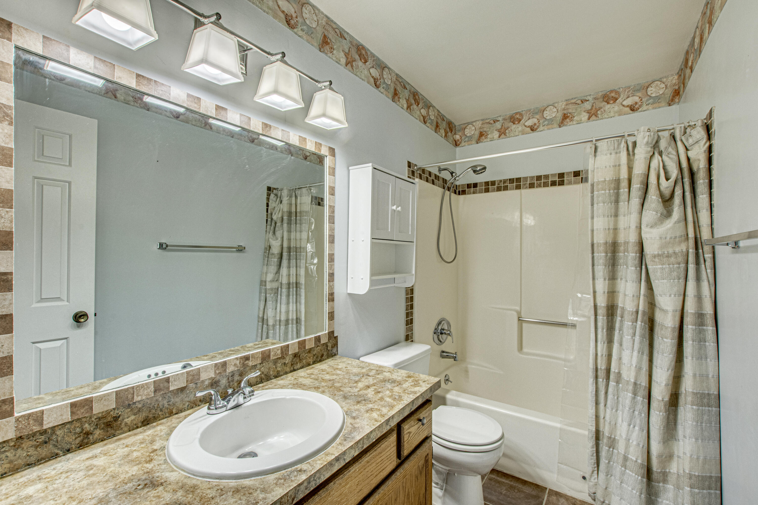 68 Indigo Lane Goose Creek, SC 29445 - Photo 11 of 12 Second Bathroom
