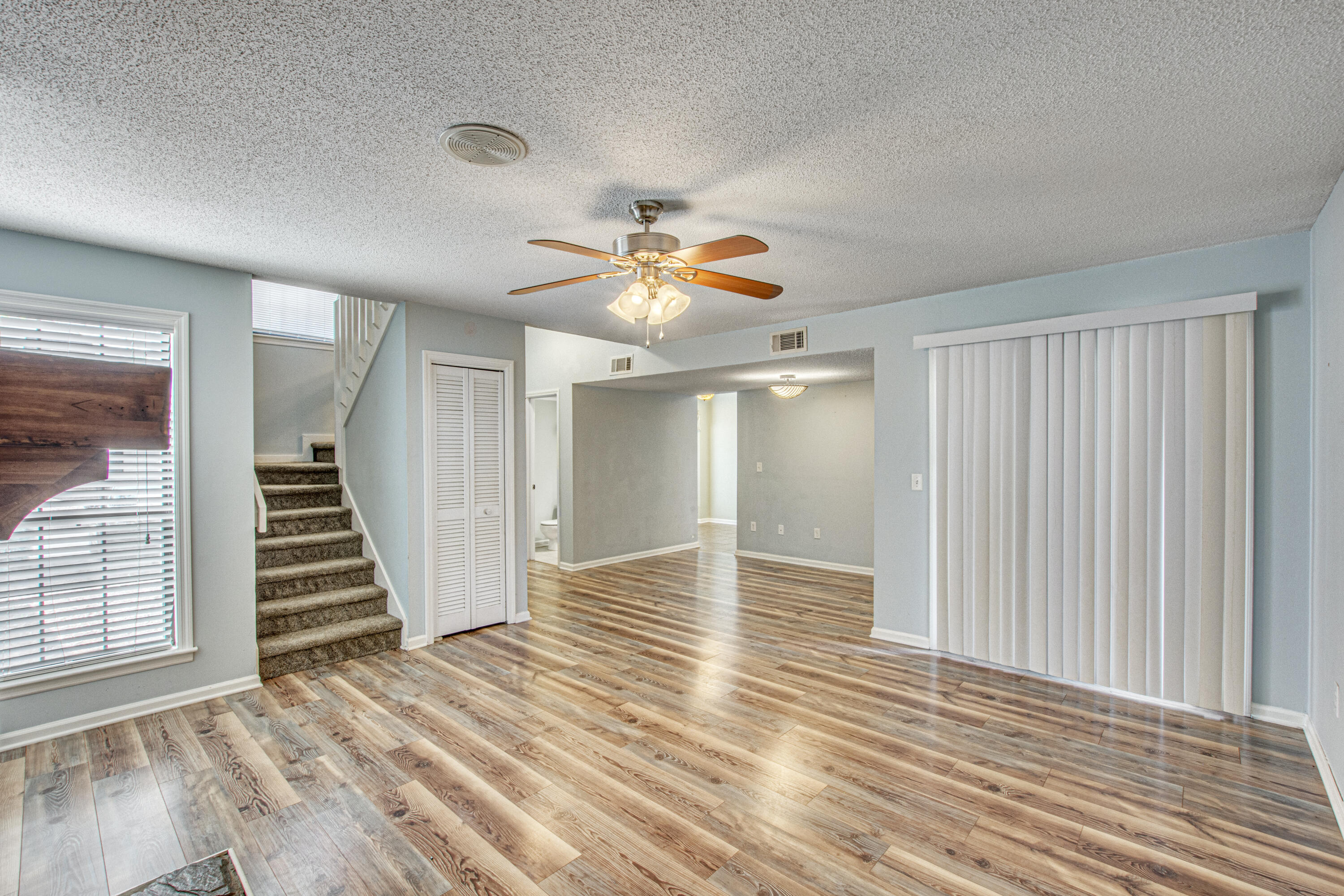 68 Indigo Lane Goose Creek, SC 29445 - Photo 3 of 12 Living Room