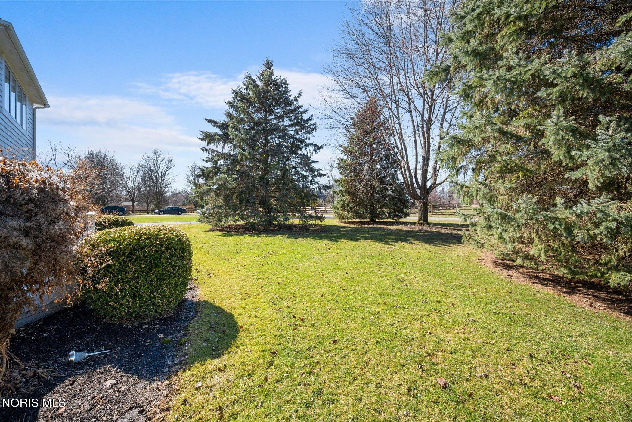 26281 Seminary Road Perrysburg, OH 43551 - Photo 27 of 39 Gallery Image 27