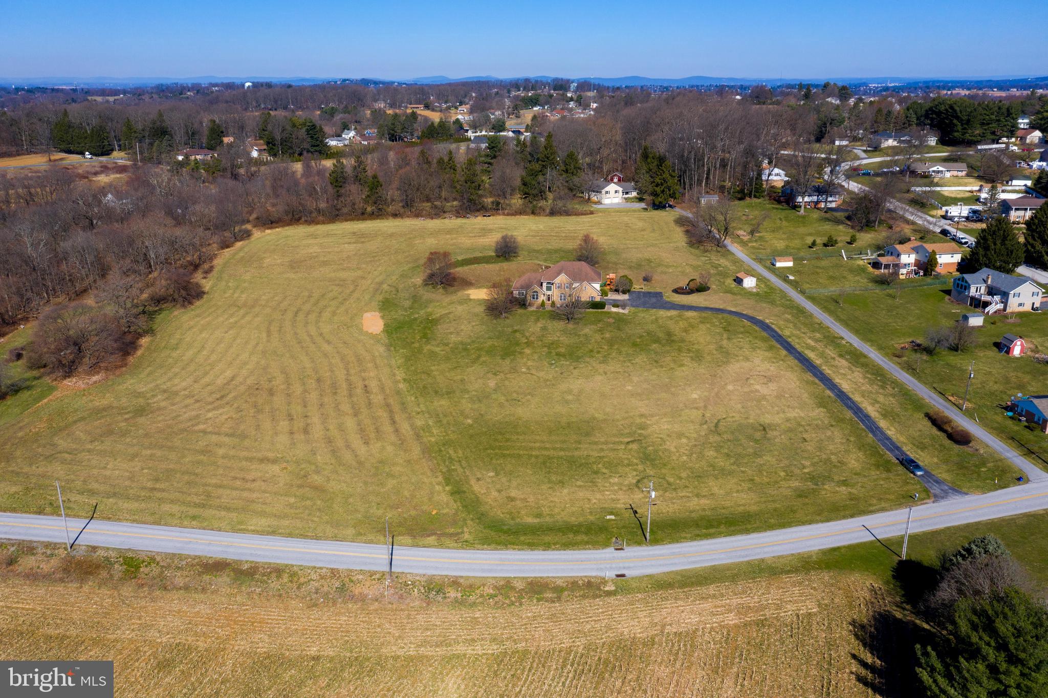 544 Sparton Road York, PA 17403 - Photo 2 of 51 Gallery Image 2