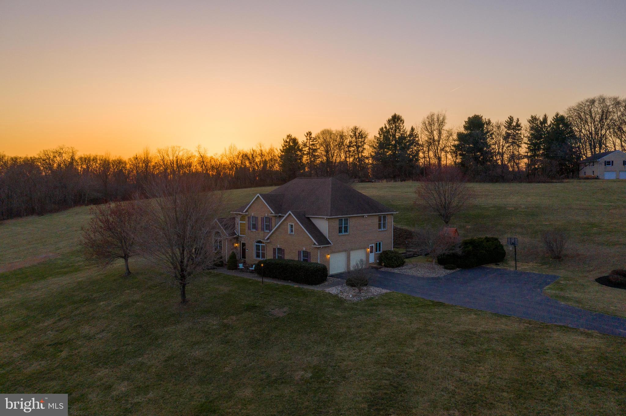 544 Sparton Road York, PA 17403 - Photo 5 of 51 Gallery Image 5