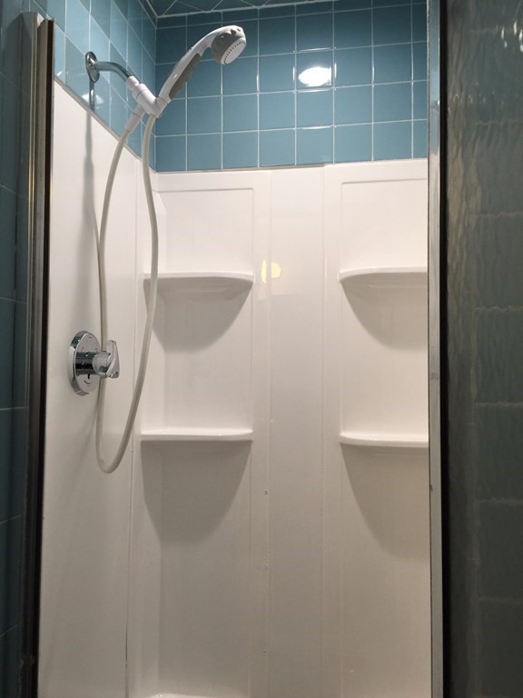 40 Niles Road Randolph, MA 02368 - Photo 15 of 29 a bathroom with a shower