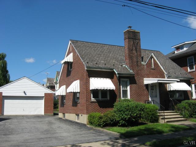 737 Maple Street Bethlehem, PA 18018 - Photo 1 of 16 Gallery Image 1