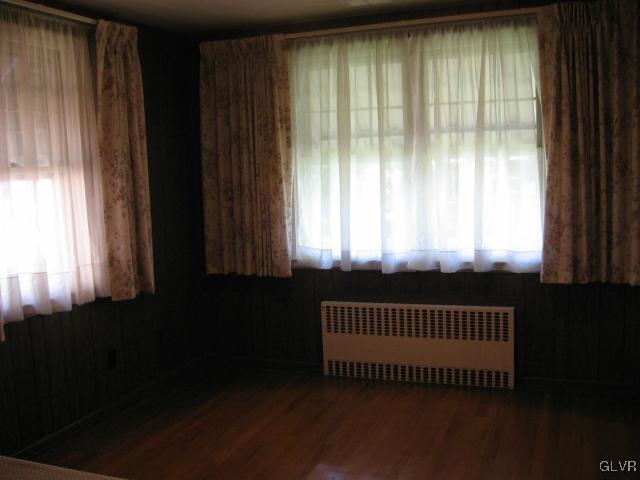 737 Maple Street Bethlehem, PA 18018 - Photo 4 of 16 Gallery Image 4