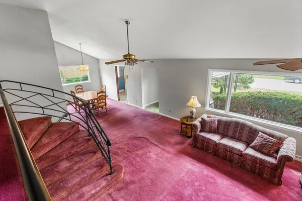 $300,000 | 1420 Mayfair Road, Champaign, IL 61821