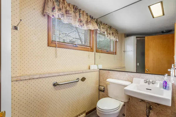$300,000 | 1420 Mayfair Road, Champaign, IL 61821