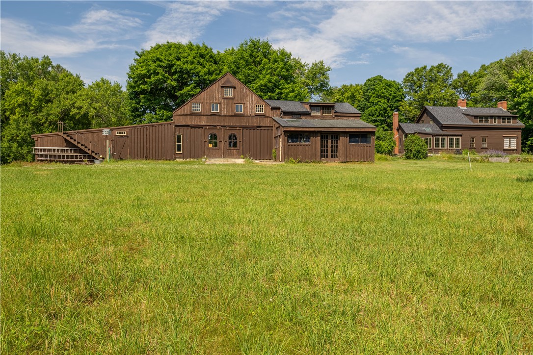 335 Long Entry Road Glocester, RI 02814 - Photo 18 of 41