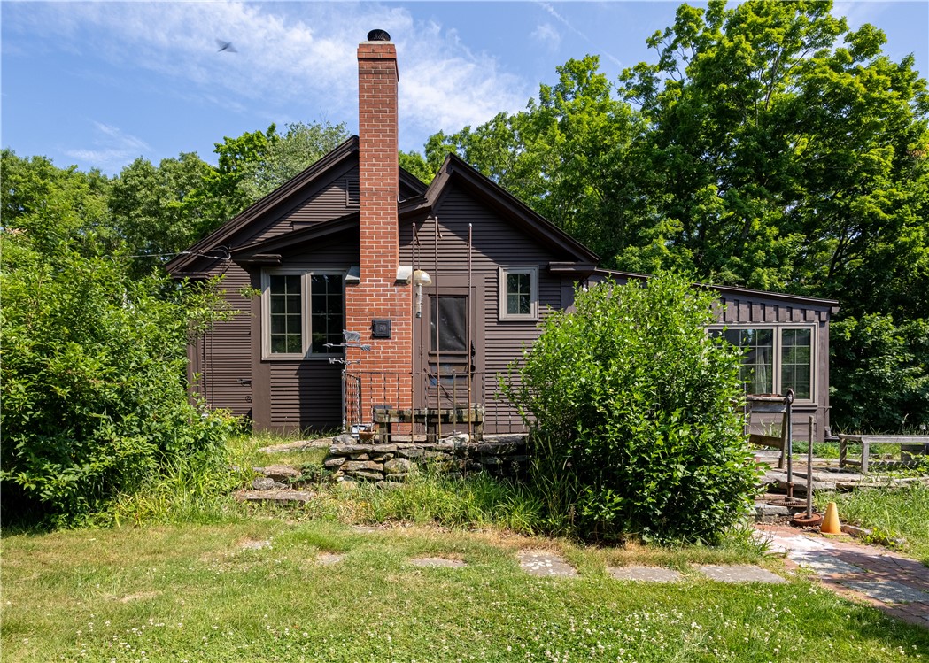 335 Long Entry Road Glocester, RI 02814 - Photo 21 of 41