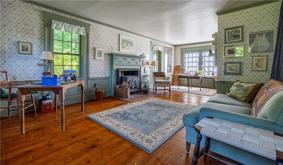 335 Long Entry Road Glocester, RI 02814 - Photo 28 of 41