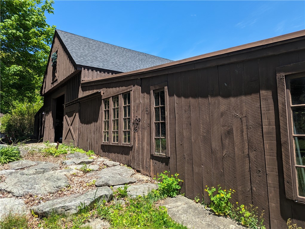 335 Long Entry Road Glocester, RI 02814 - Photo 7 of 41