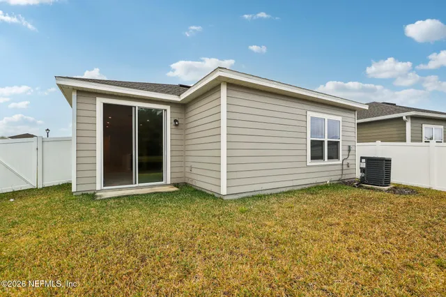 $325,000 | 11325 Streamsong Drive, Jacksonville, FL 32221