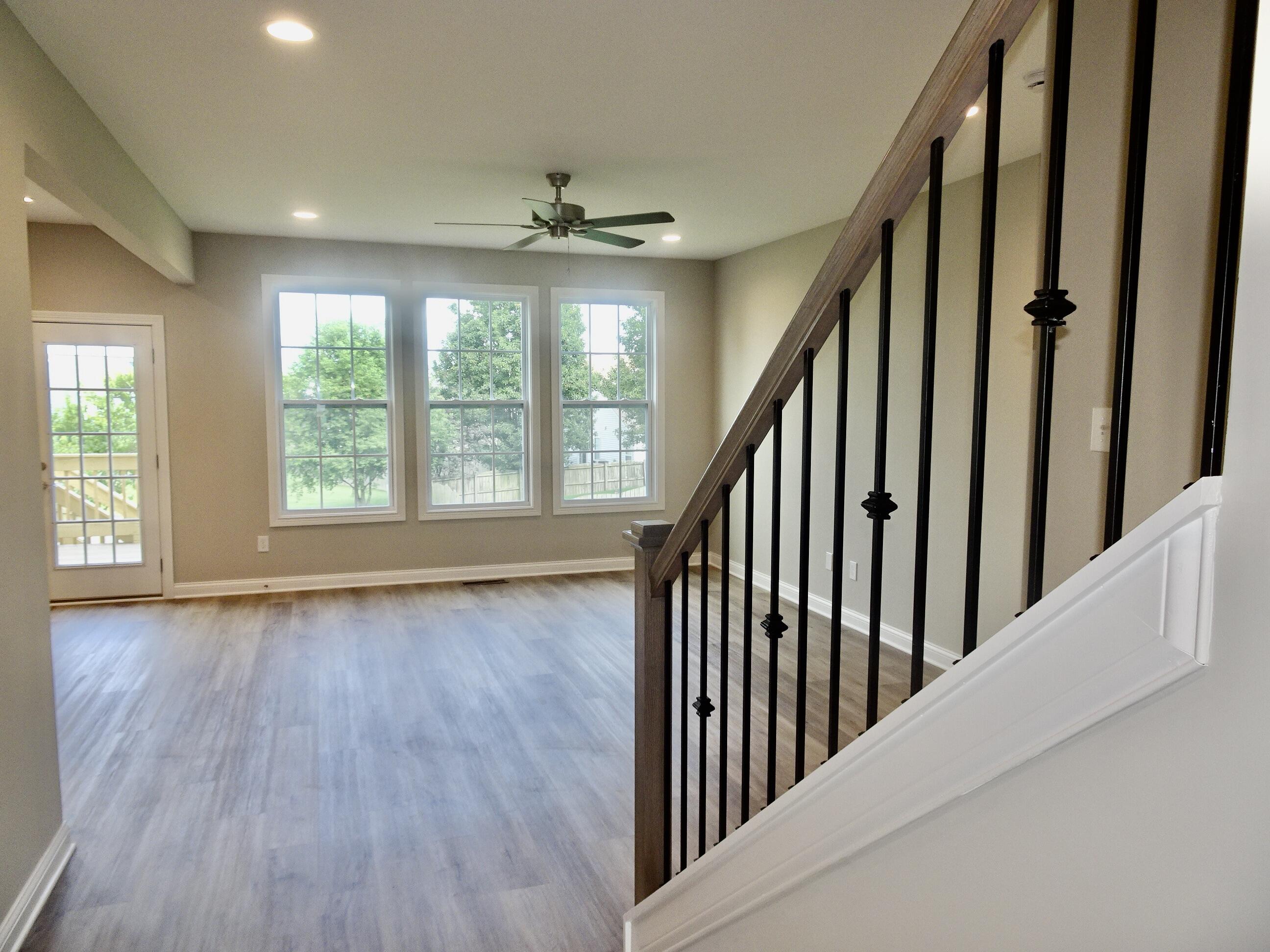 1308 Greendale Road Lexington, KY 40511 - Photo 2 of 26 DSC05906