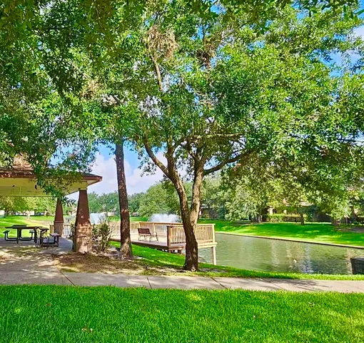 $398,000 | 9617 Landon Lake Drive, Pearland, TX 77584