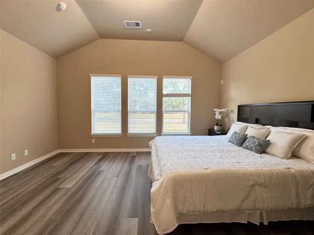 $398,000 | 9617 Landon Lake Drive, Pearland, TX 77584