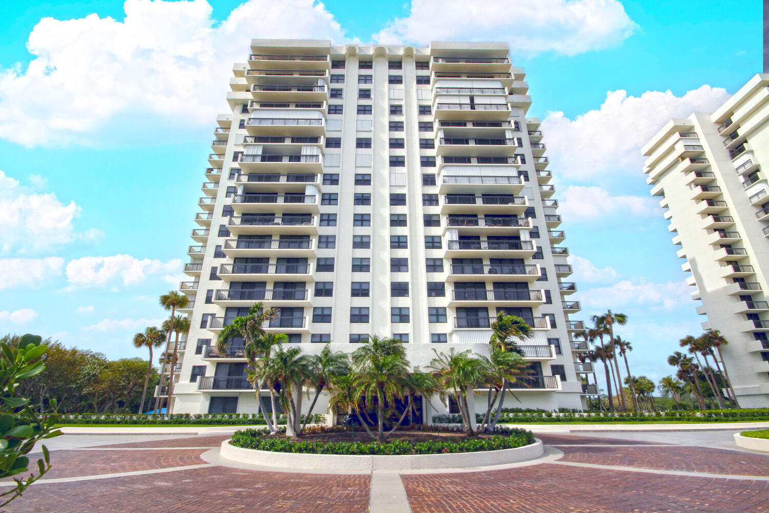 2001 N Ocean Blvd Unit 1604-large-002-05