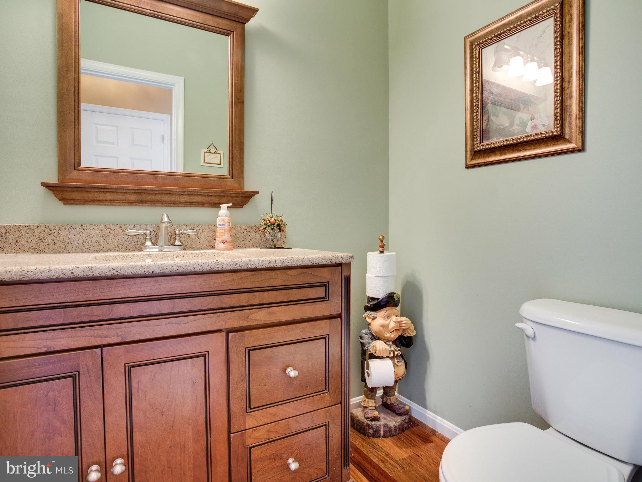 640 Marley Run Huntingtown, MD 20639 - Photo 5 of 30 Powder Room Main Level