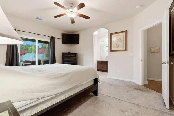 $449,000 | 2852 West Indiana, Caruthers, CA 93609