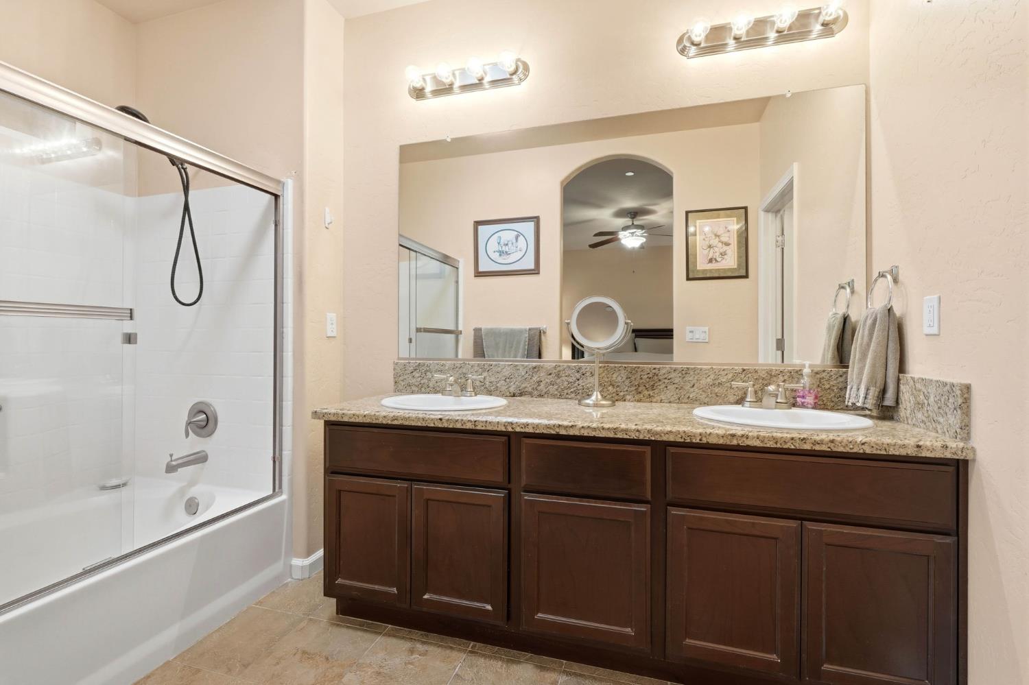 2852 West Indiana Caruthers, CA 93609 - Photo 21 of 38