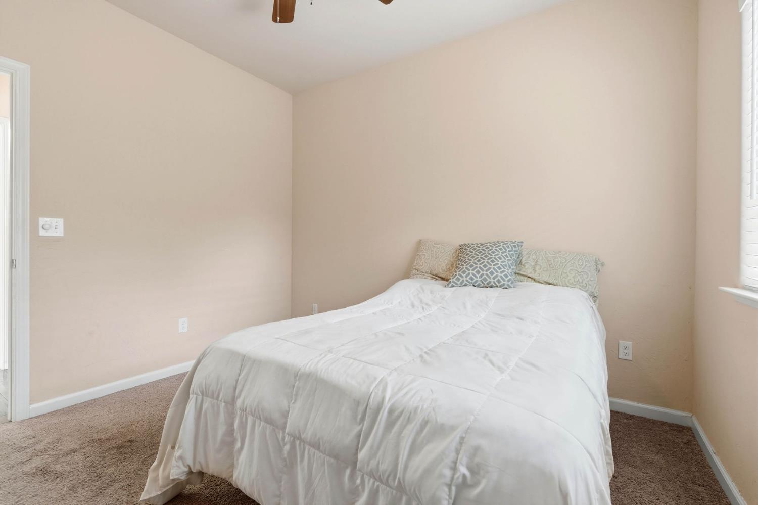 2852 West Indiana Caruthers, CA 93609 - Photo 33 of 38