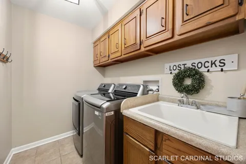 $750,000 | 1312 Crestwood Court, Naperville, IL 60540