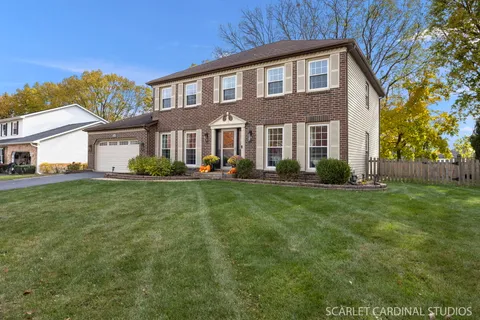 $750,000 | 1312 Crestwood Court, Naperville, IL 60540