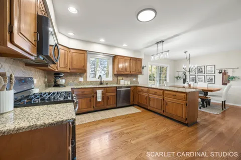 $750,000 | 1312 Crestwood Court, Naperville, IL 60540