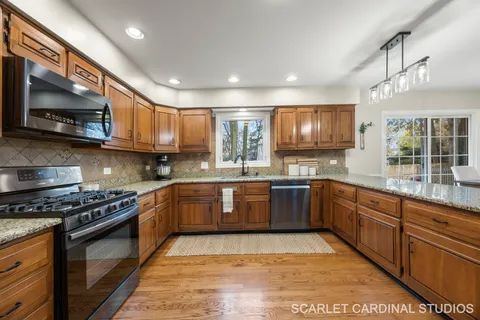 $750,000 | 1312 Crestwood Court, Naperville, IL 60540