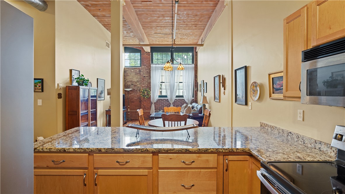 63 Blakeley Street, Unit 107 Woonsocket, RI 02895 - Photo 9 of 31
