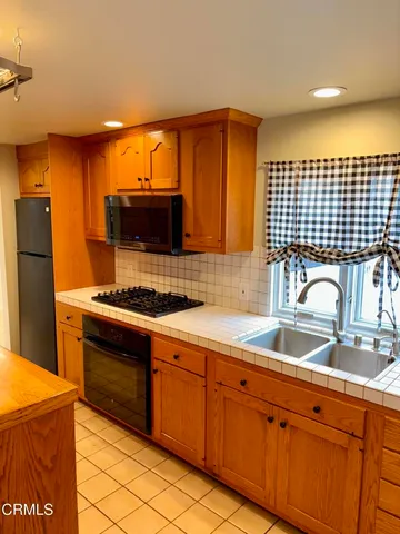 $1,499,900 | 62-66 San Clemente Street, Ventura, CA 93001