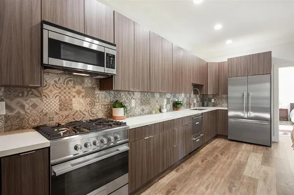 $7,988,000 | 251 Middlefield Road, Palo Alto, CA 94301