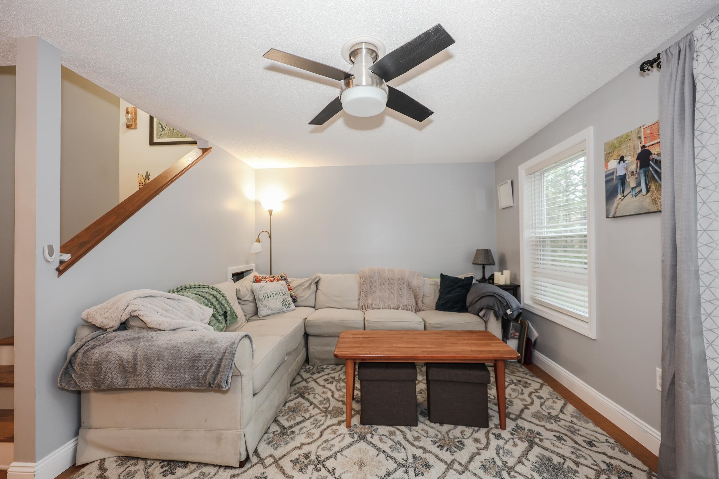 48 Modena Drive Concord, NH 03303 - Photo 4 of 28